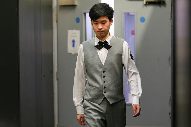 种因素共同 种因素共同